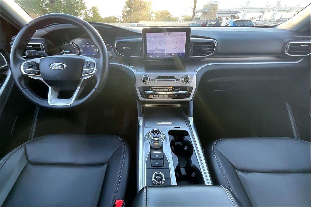 used 2023 Ford Explorer car, priced at $33,900