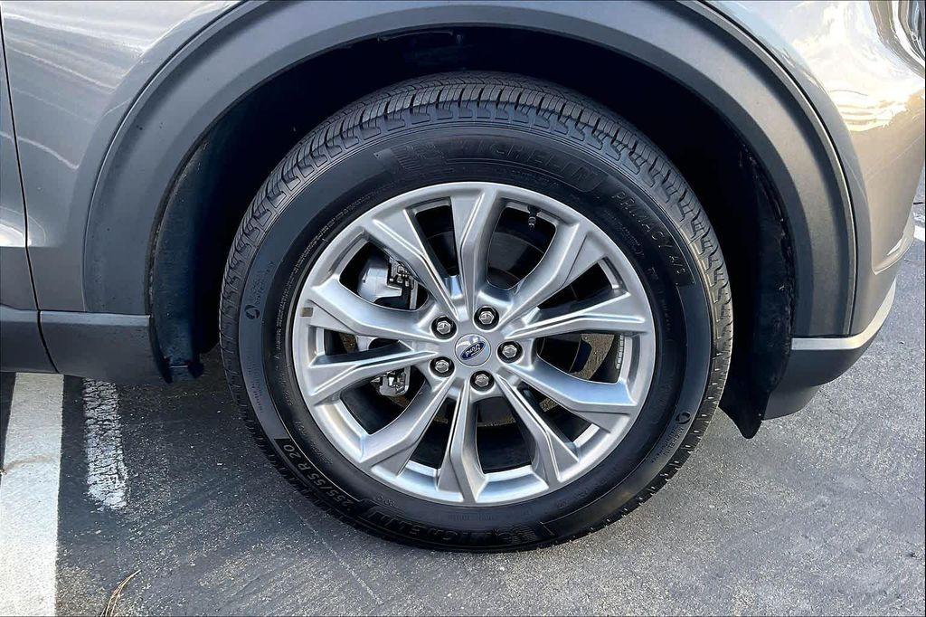 used 2023 Ford Explorer car, priced at $33,900