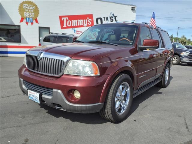 used 2003 Lincoln Navigator car, priced at $5,555