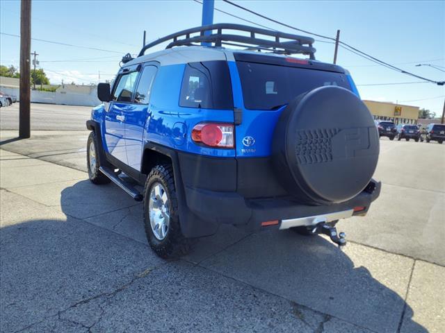 used 2007 Toyota FJ Cruiser car, priced at $16,999