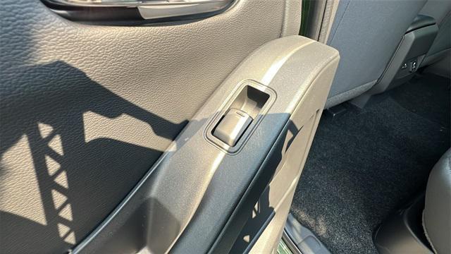 new 2025 Nissan Frontier car, priced at $40,175
