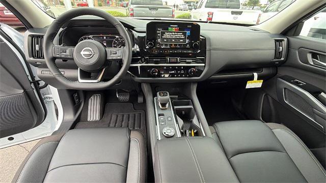 new 2025 Nissan Pathfinder car, priced at $42,875