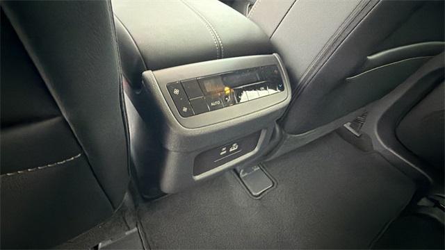 new 2025 Nissan Pathfinder car, priced at $42,875