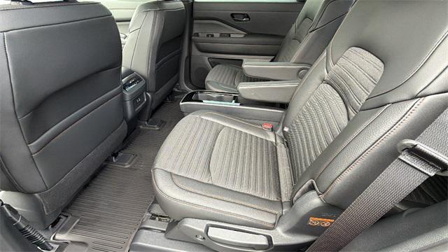 new 2025 Nissan Pathfinder car, priced at $42,710