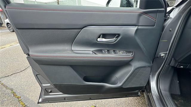 new 2025 Nissan Kicks car, priced at $28,440