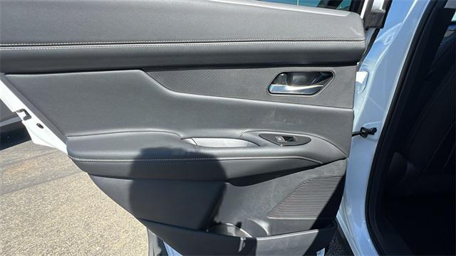 new 2025 Nissan Murano car, priced at $42,165