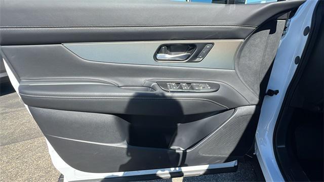 new 2025 Nissan Murano car, priced at $42,165