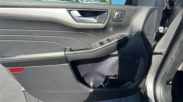 used 2022 Ford Escape car, priced at $24,995