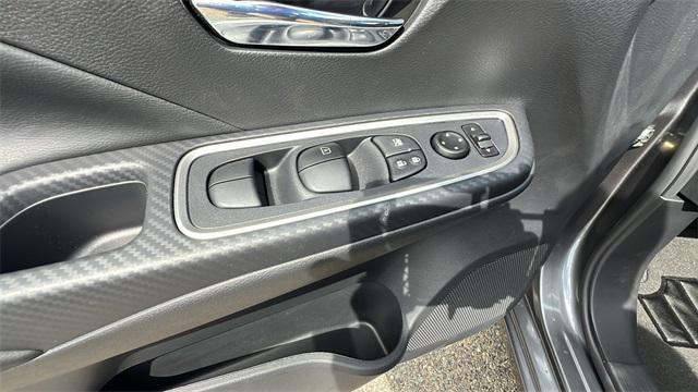 new 2025 Nissan Versa car, priced at $23,050