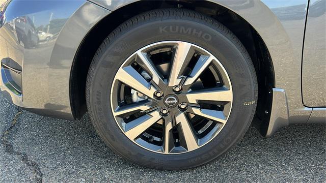 new 2025 Nissan Versa car, priced at $22,295