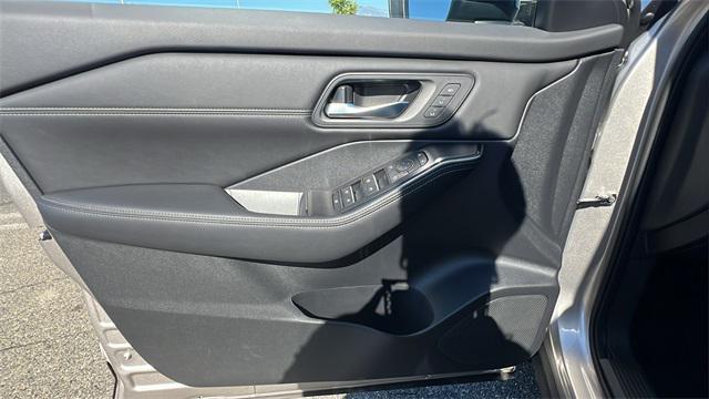 new 2025 Nissan Rogue car, priced at $40,175
