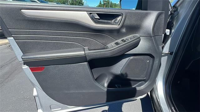 used 2022 Ford Escape car, priced at $23,995