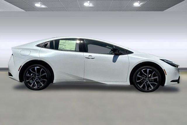 new 2025 Toyota Prius Plug-In Hybrid car, priced at $39,647