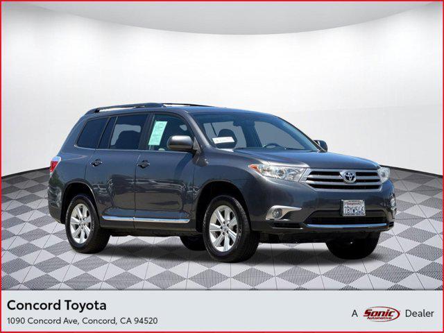 used 2013 Toyota Highlander car, priced at $13,888