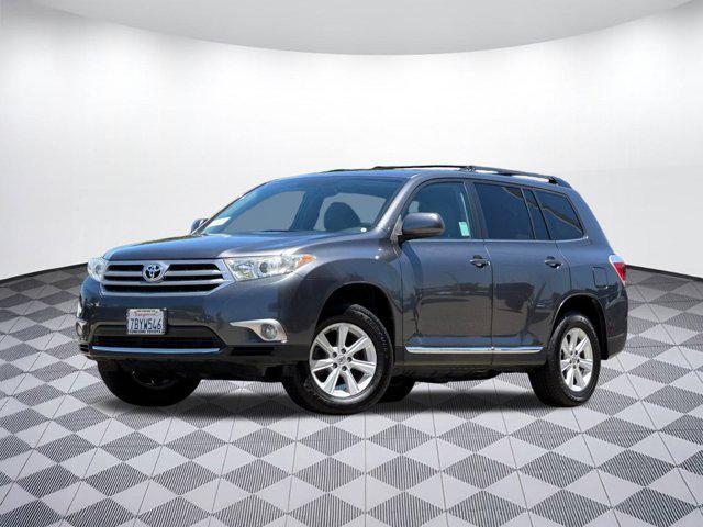 used 2013 Toyota Highlander car, priced at $13,888