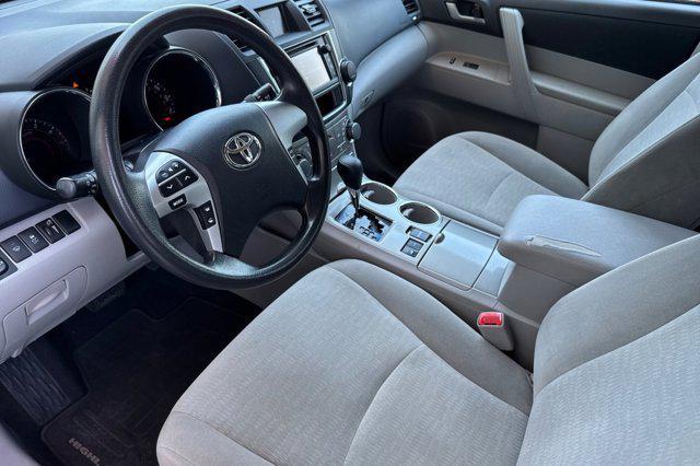 used 2013 Toyota Highlander car, priced at $13,888