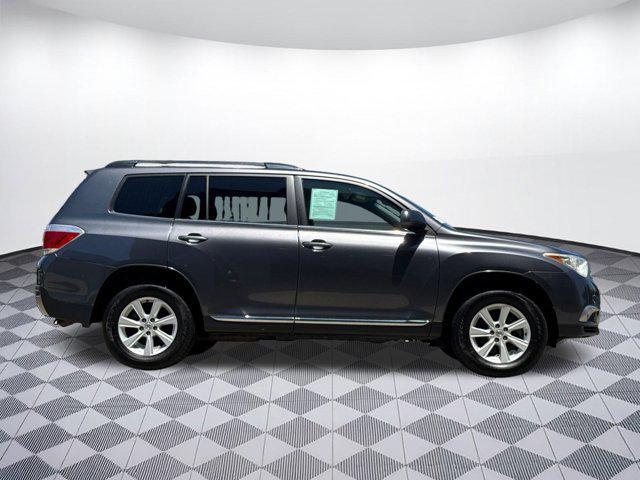 used 2013 Toyota Highlander car, priced at $13,888