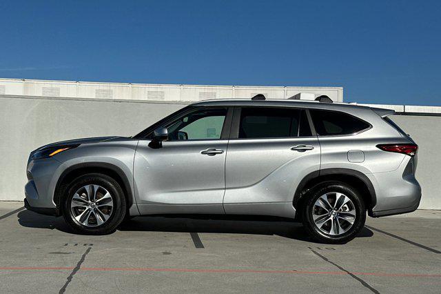 used 2023 Toyota Highlander car, priced at $37,988