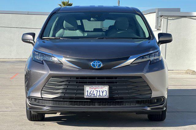 used 2024 Toyota Sienna car, priced at $40,998