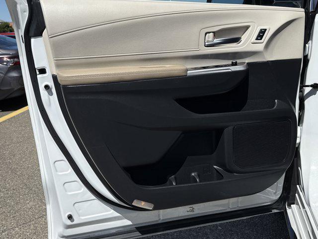 used 2023 Toyota Sienna car, priced at $49,998