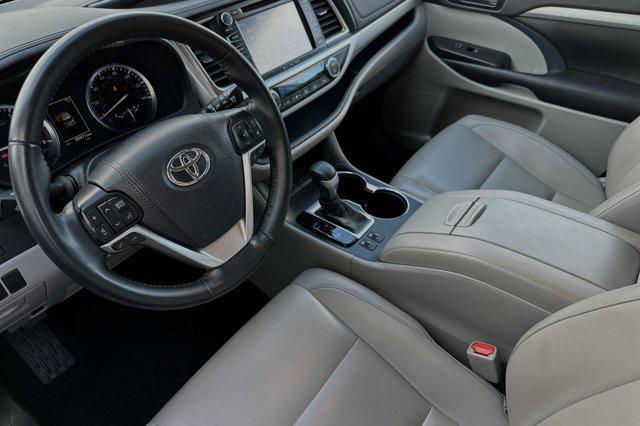 used 2019 Toyota Highlander car, priced at $28,997