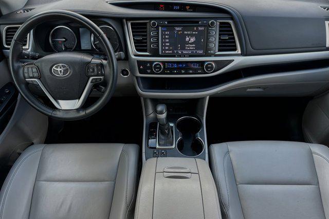 used 2019 Toyota Highlander car, priced at $28,997