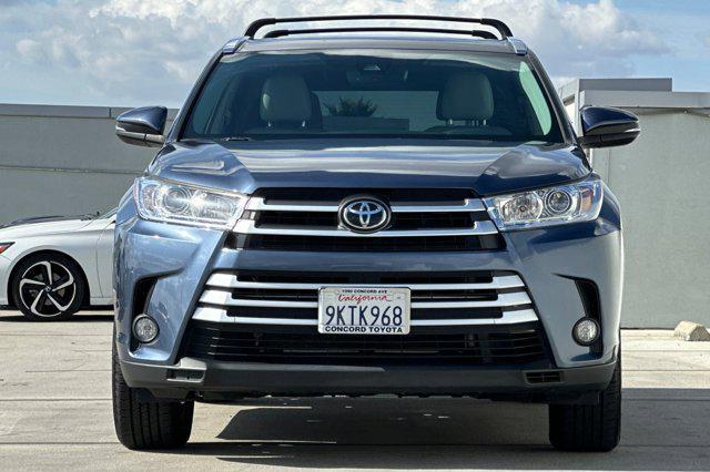 used 2019 Toyota Highlander car, priced at $28,997