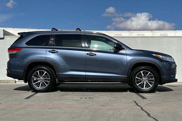 used 2019 Toyota Highlander car, priced at $28,997