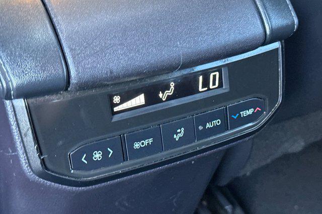 used 2023 Toyota Highlander car, priced at $35,997