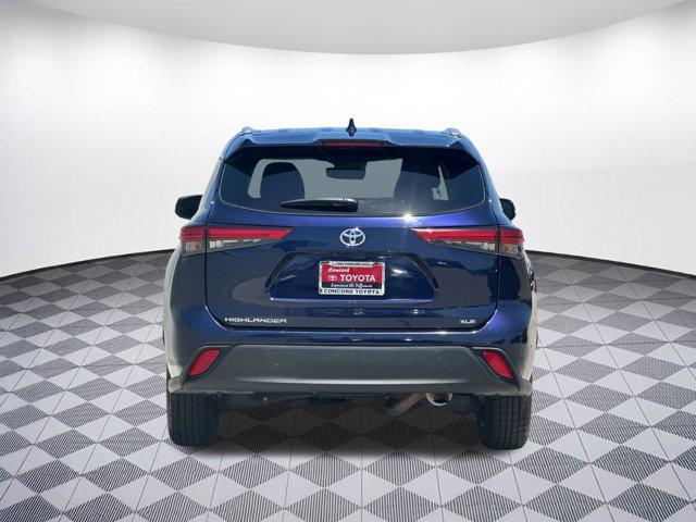 used 2023 Toyota Highlander car, priced at $35,997
