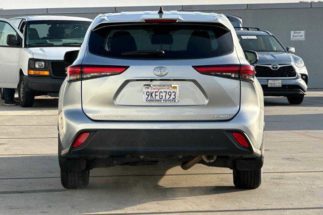 used 2022 Toyota Highlander car, priced at $29,998