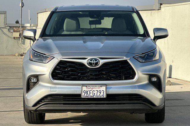 used 2022 Toyota Highlander car, priced at $29,998