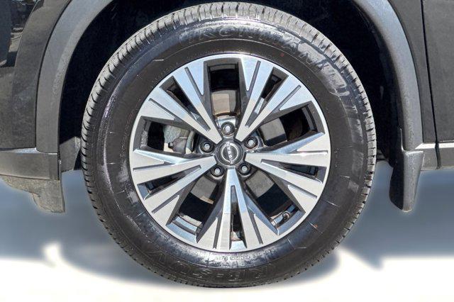 used 2023 Nissan Rogue car, priced at $22,499