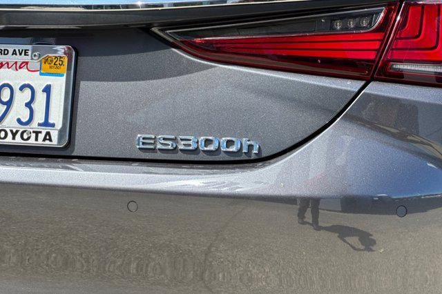 used 2023 Lexus ES 300h car, priced at $38,597