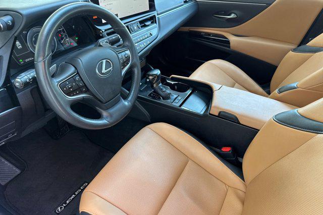 used 2023 Lexus ES 300h car, priced at $38,597