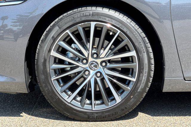 used 2023 Lexus ES 300h car, priced at $38,597