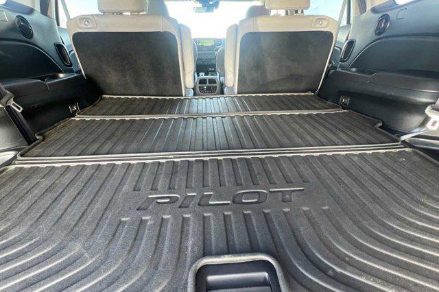 used 2022 Honda Pilot car, priced at $37,998