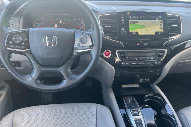 used 2022 Honda Pilot car, priced at $37,998