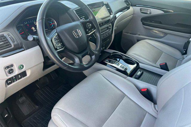 used 2022 Honda Pilot car, priced at $37,998