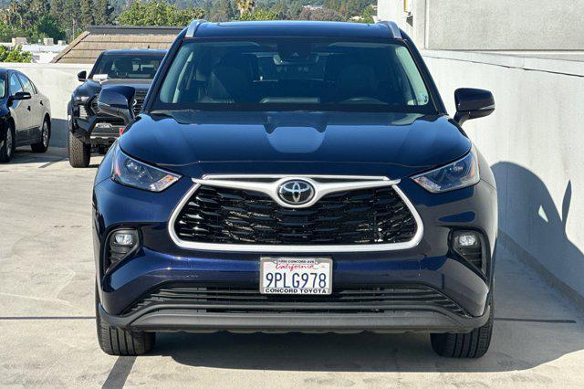 used 2024 Toyota Highlander car, priced at $42,999