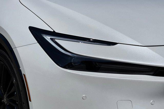 new 2026 Toyota Prius Plug-In Hybrid car, priced at $39,814