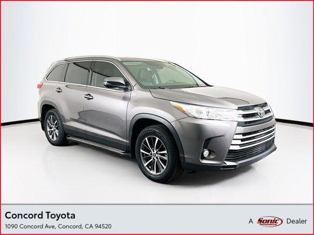 used 2019 Toyota Highlander car, priced at $26,999