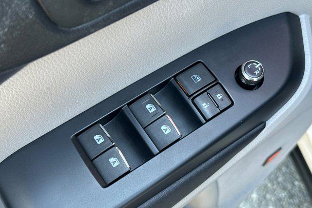 used 2015 Toyota Highlander car, priced at $15,999