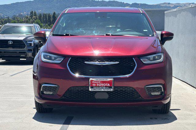 used 2023 Chrysler Pacifica car, priced at $23,998
