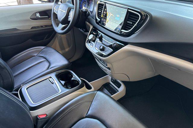 used 2023 Chrysler Pacifica car, priced at $23,998