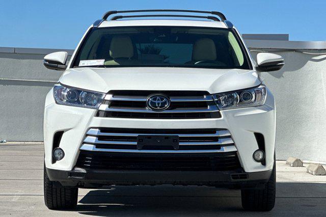 used 2018 Toyota Highlander car, priced at $23,999