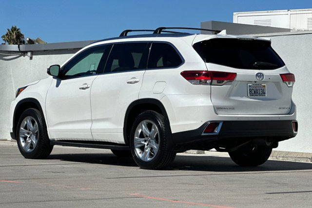 used 2018 Toyota Highlander car, priced at $23,999