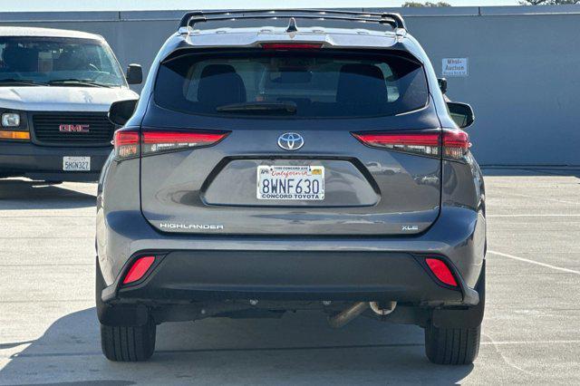 used 2021 Toyota Highlander car, priced at $32,698