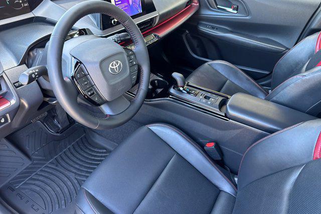 new 2025 Toyota Prius Plug-In Hybrid car, priced at $37,501
