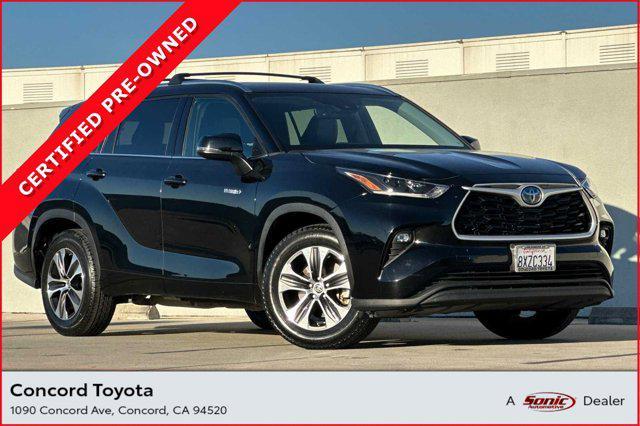 used 2021 Toyota Highlander Hybrid car, priced at $33,996